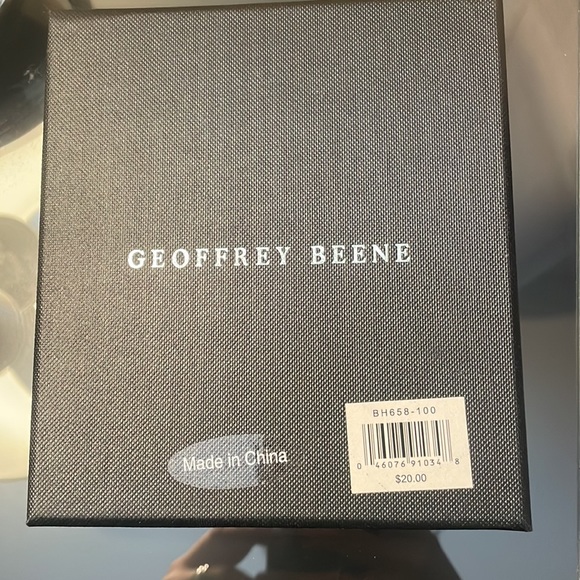 Handkerchiefs - Picture 2 of 2